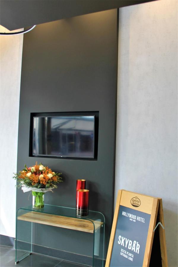 Hotel Hollywood Cangas do Morrazo Exterior photo